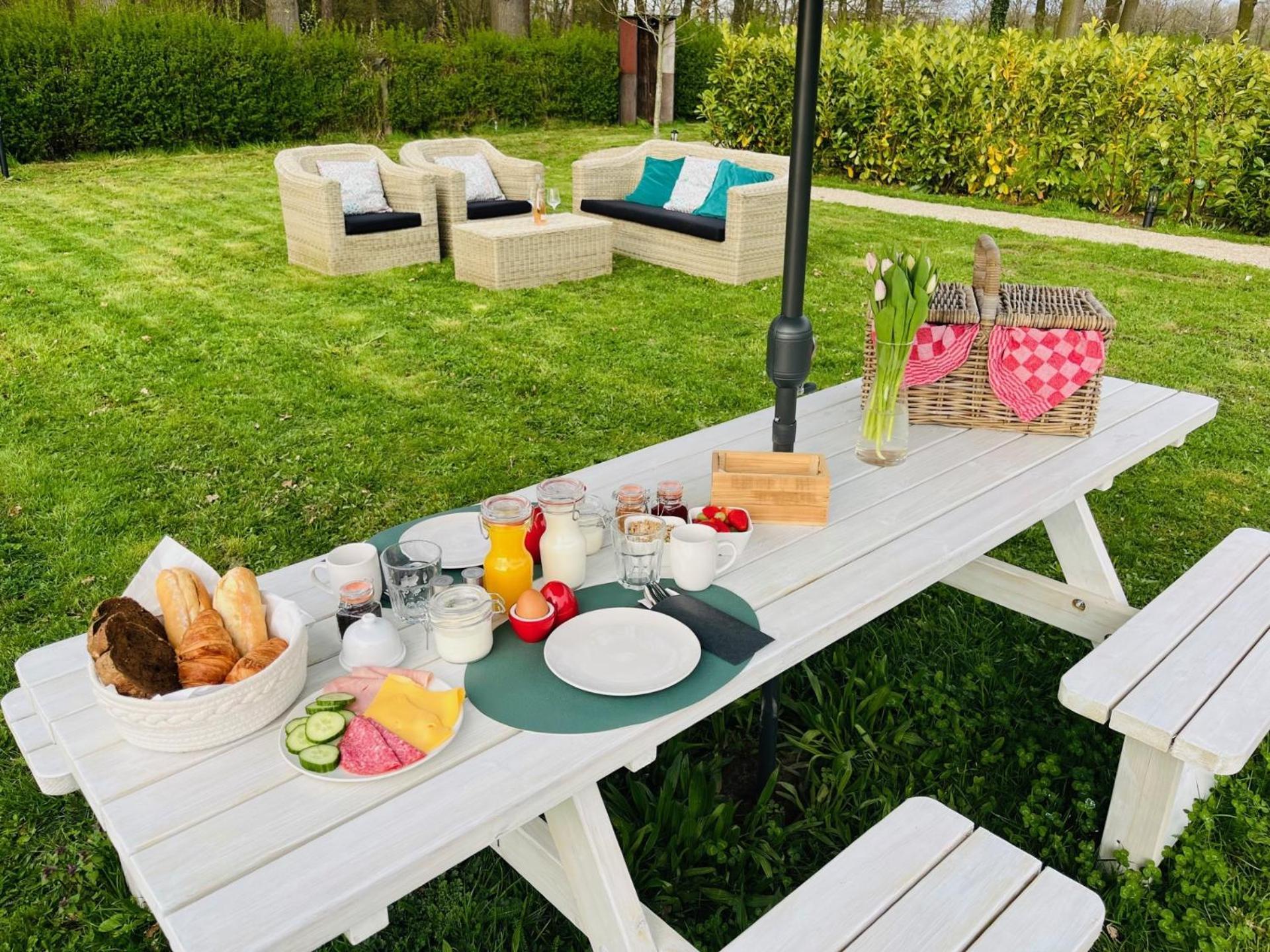 B&B Hoeve Fraai Achterhoek Aalten Exterior photo